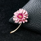 🌸 Elegant Gradient Flower Brooch