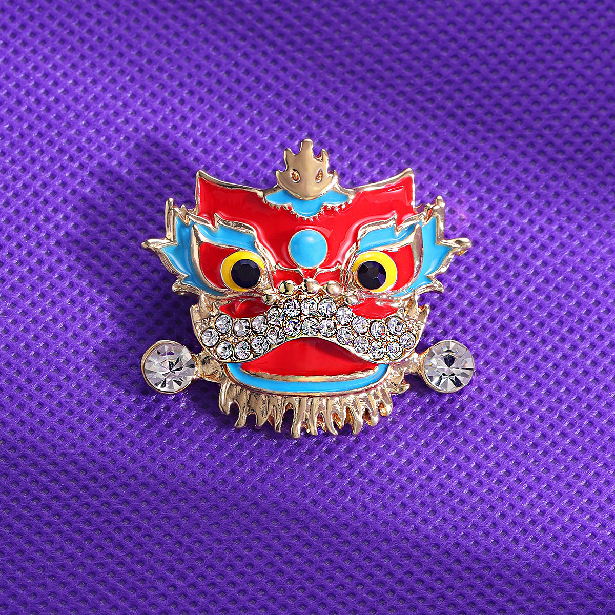 “Bling Bling” (Animal Kingdom Brooch Collection) 🐾