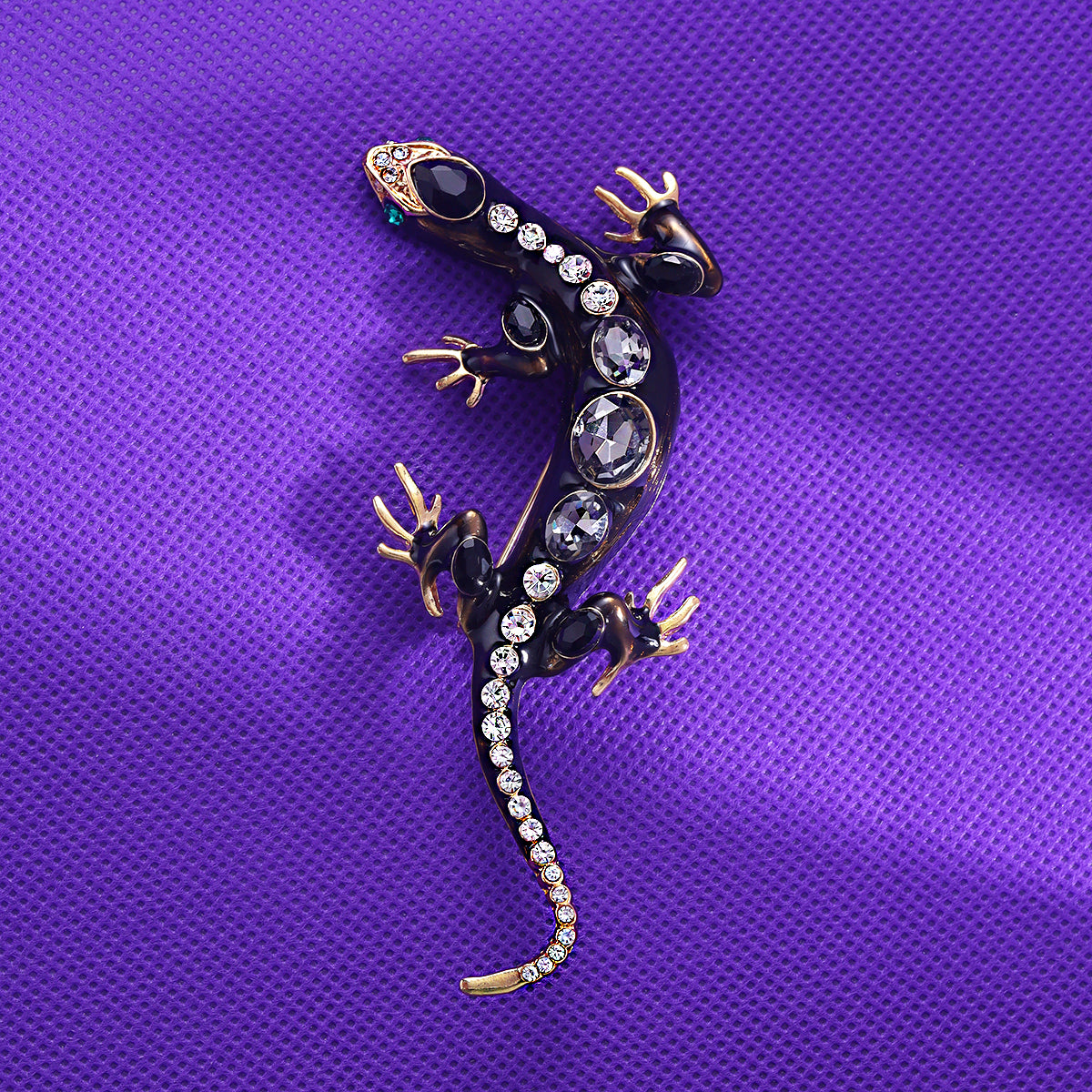 “Bling Bling” (Animal Kingdom Brooch Collection) 🐾