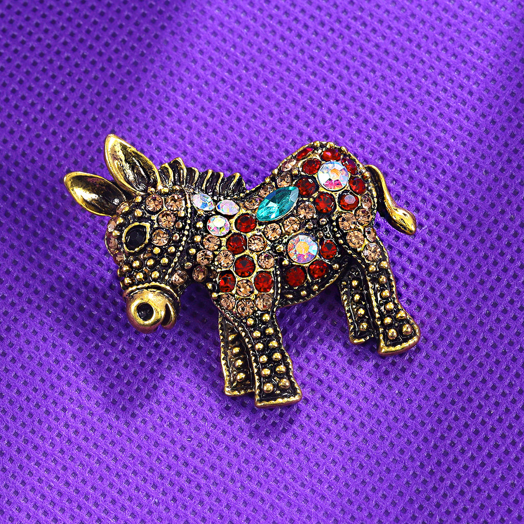 “Bling Bling” (Animal Kingdom Brooch Collection) 🐾