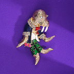 “Bling Bling” (Animal Kingdom Brooch Collection) 🐾