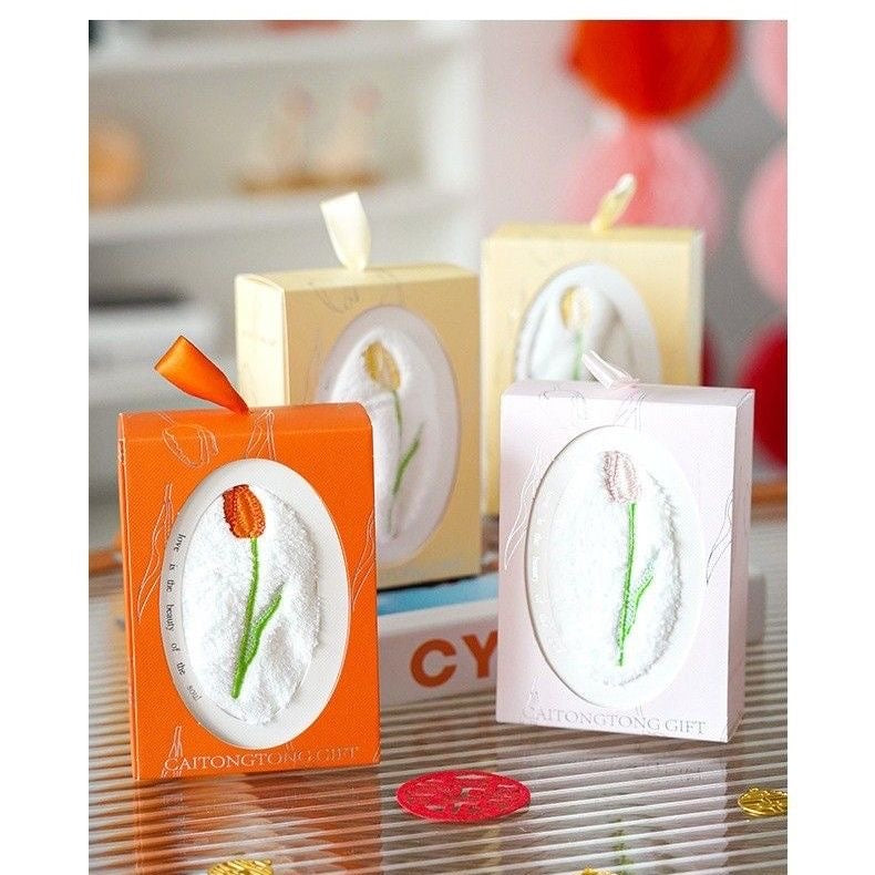 Elegant Handkerchief Gift Set – Handkerchief in Decorative Box