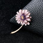 🌸 Elegant Gradient Flower Brooch