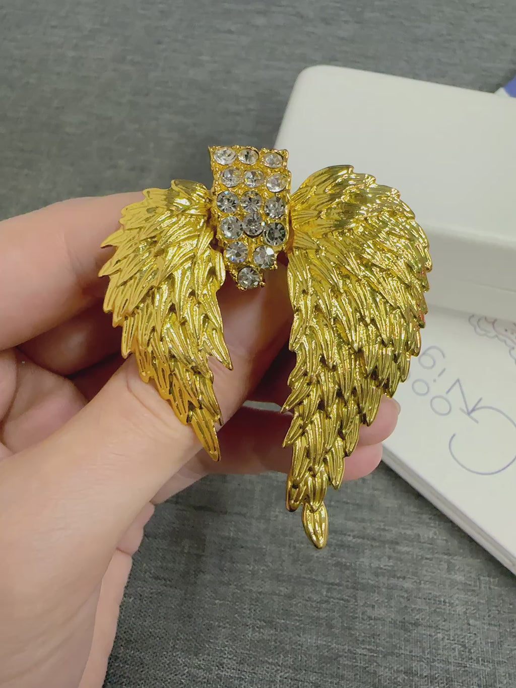 🕊️ Shining Angel Wings Brooch | Guardian & Freedom Pin 🕊️