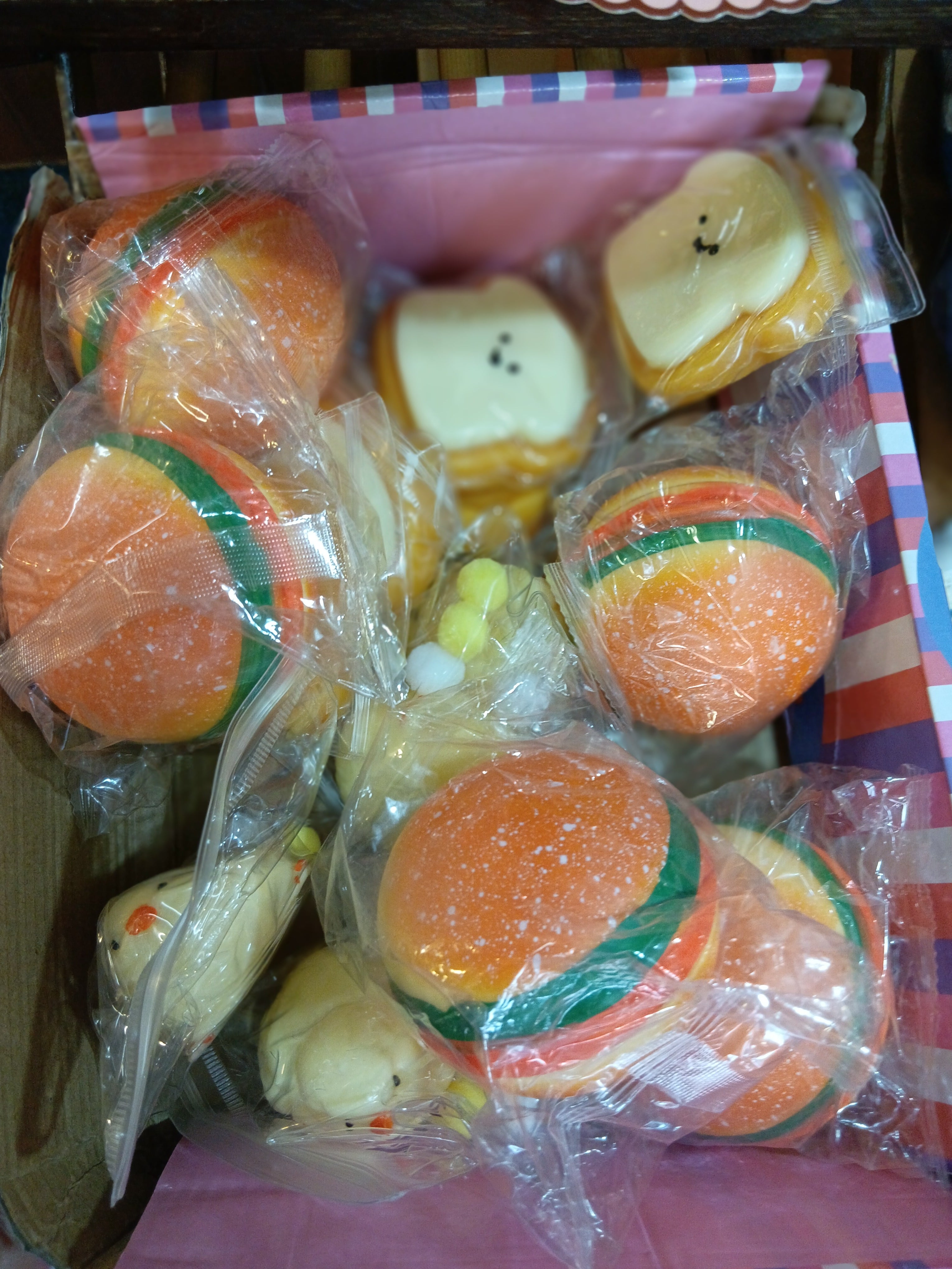 Squeeze toys-burgers for age over three