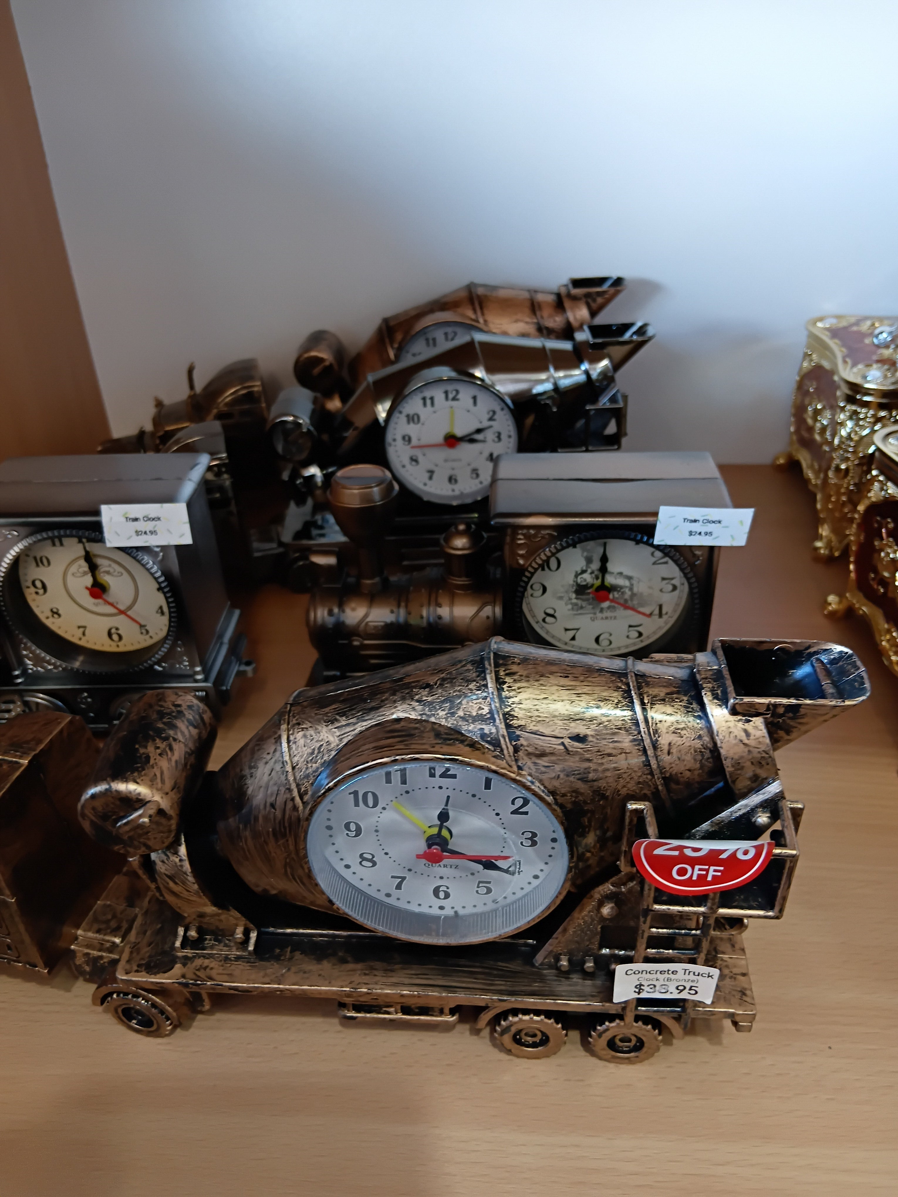 Retro Truck Alarm Clock Vintage Style Desk & Bedside Decor