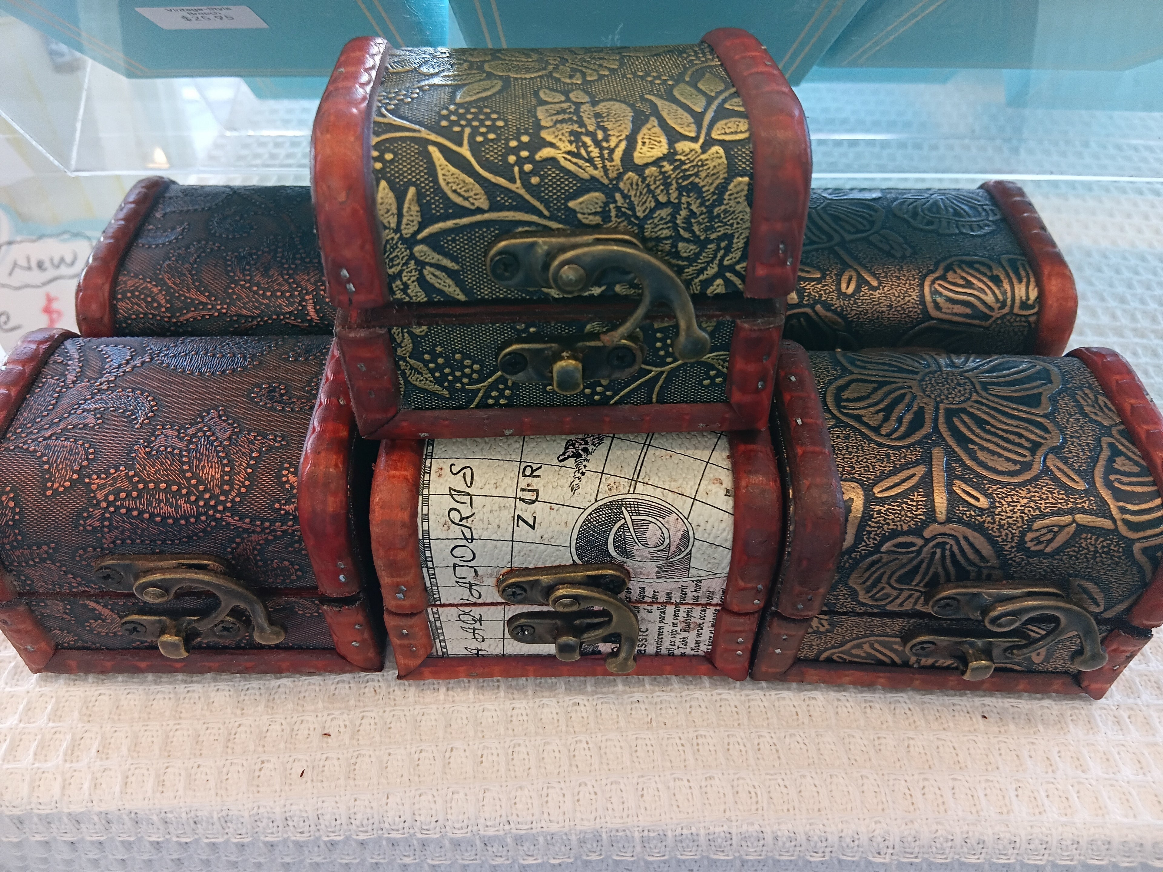 Vintage Wooden Jewelery Box  Retro Red Treasure Keeper